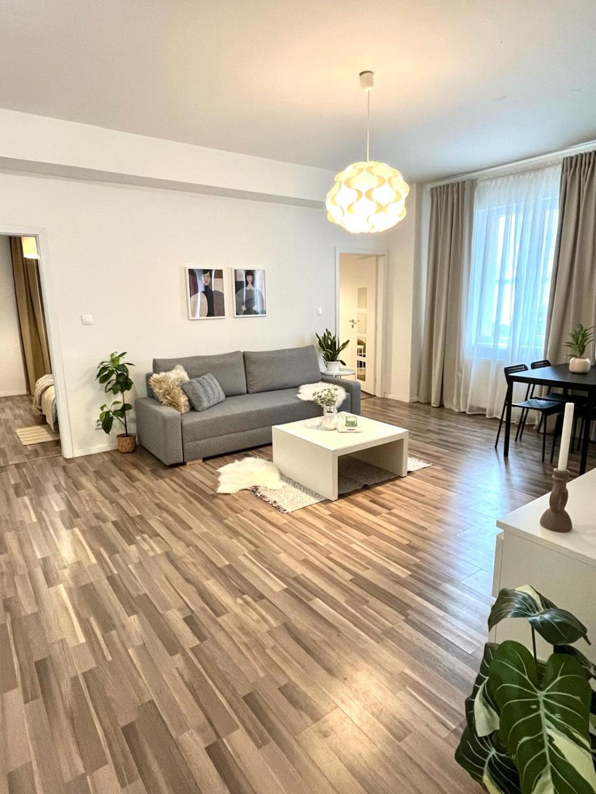Apartment Adele - Old Town Bratislava Eksteriør bilde